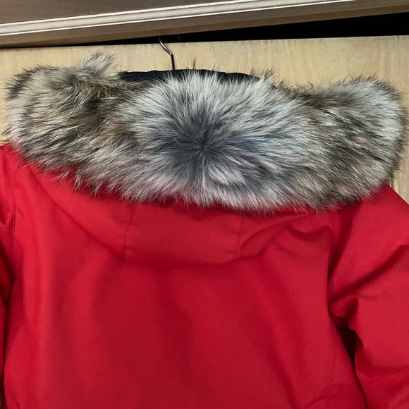 New QUARTZ CO. Kay Coyote Fur Down Jacket - Picture 5 of 14